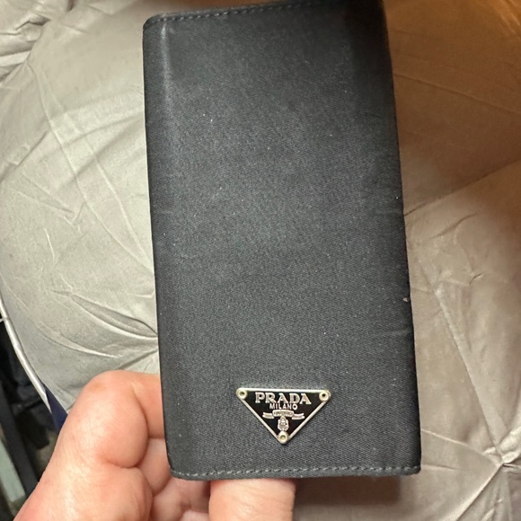 Black Prada Key Wallet - Picture 7 of 9
